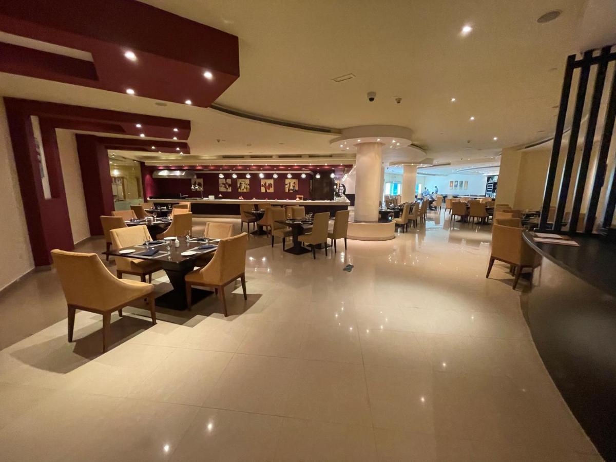 Private Suites Al Hamra Palace At Golf & Sea Resort Рас-ель-Хайма Екстер'єр фото
