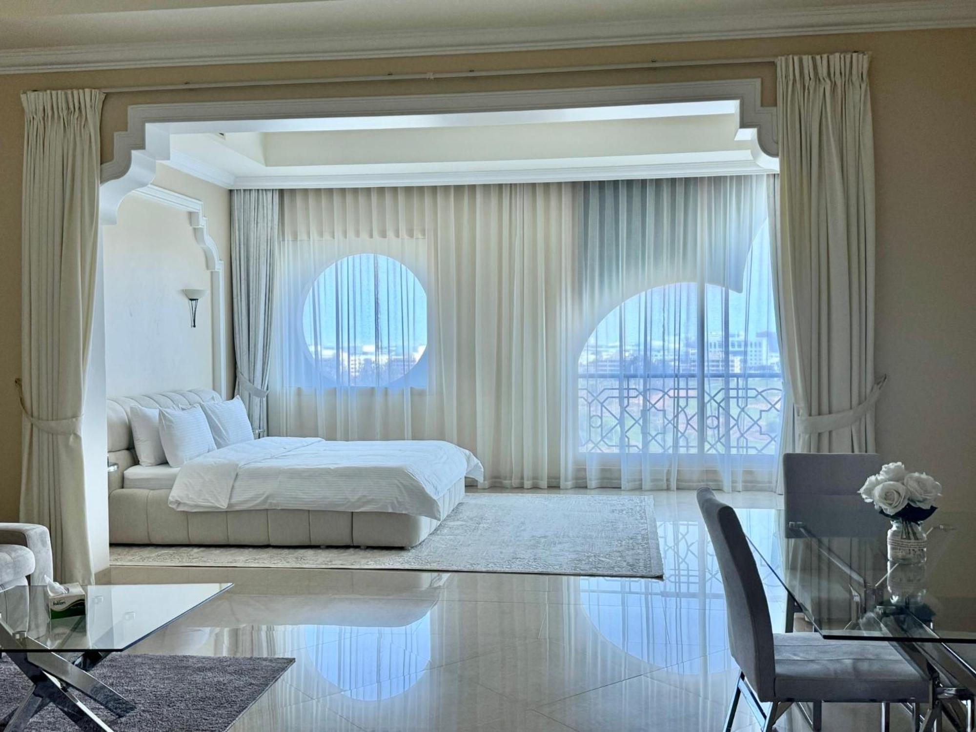 Private Suites Al Hamra Palace At Golf & Sea Resort Рас-ель-Хайма Номер фото